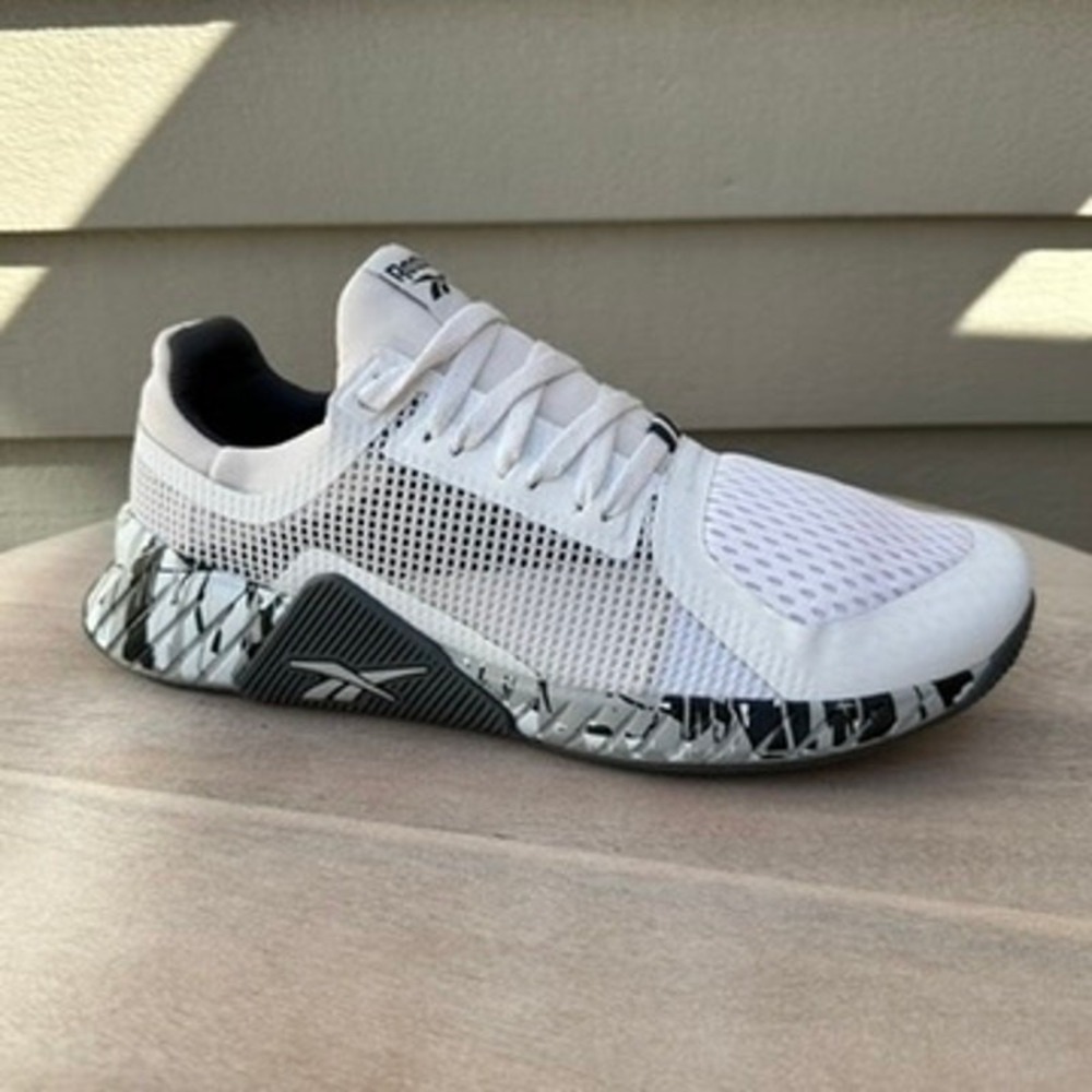 Reebok Galaxy 5 Mens 8 White Black Running Shoes Sneakers NWOT